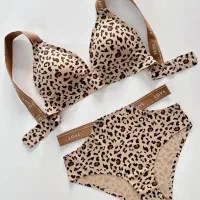 به دلیل جمع کردن مغاز زیر قیمت داد میشه|لباس|قائم‌شهر, |دیوار