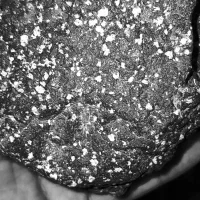 یک عدد شهاب سنگ با جذب آهنربا به فروش میرسد|جواهرات|رشت, لاکان|دیوار