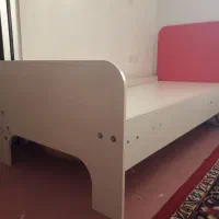 تخت یک نفره،کمد و میز تحریر
