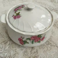 سوپ خوری گل قرمز