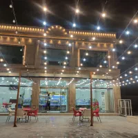 آگهی استخدام در بستنی فروشی