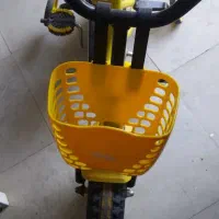 دوچرخه شماره ۱۲ زرد