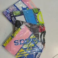 ست ورزشی ادیداس|کفش و لباس بچه|پرند, فاز ۲|دیوار