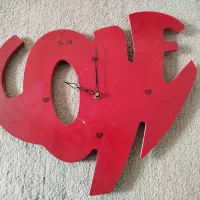 ساعت دیواری طرح love