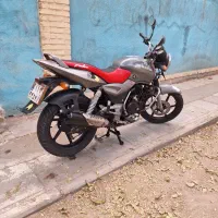 پالس 180 نقره ایی مدل 87 بسیار تمیز