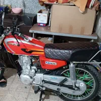 موتورسیکلت 125 پرواز استارتی|موتورسیکلت|اصفهان, مفتح|دیوار