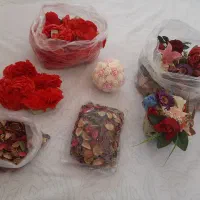 گل مصنوعی با اسفنج.گل خشک.گل سفره عقد