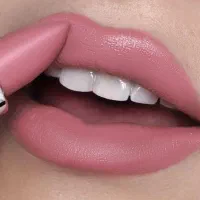 رژ لب گیاهی خوراکی