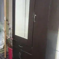 جا کفشی در حد نو بسیار جا دار و تمیز