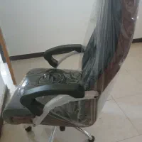 صندلی اداری چرخ دار با کیفیت