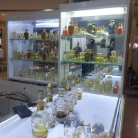 شیشه بری سیاروثابت|خدمات پیشه و مهارت|شیراز, وصال|دیوار