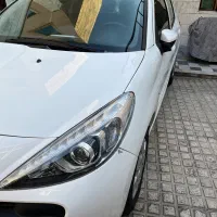 ماشین 207سقف فلز 1403tu5