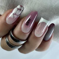 خدمات کاشت ناخن