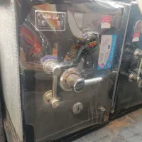 گاوصندوق شهریار|ابزارآلات|اندیشه, اندیشه فاز ۳|دیوار