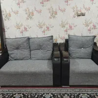 تخت آهنی بزرگ و جایگاه کولر دوتیکه و مبل سه نفره|تخت و سرویس خواب|خرمشهر, |دیوار
