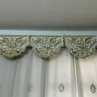 پرده همراه با کتیبه