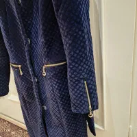 پالتو مخمل|لباس|رباط‌کریم, رباط‌کریم|دیوار