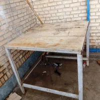 میز کار فلزی