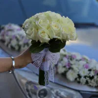 بهترین دسته گل عروس ماشین عروس