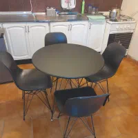 ست میز و صندلی پایه اسپایدر مشکی و رنگی