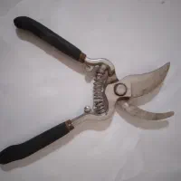 قیچی باغبانی