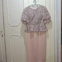 پیراهن گیپوری مجلسی گل‌بهی رنگ