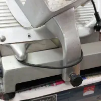 کالباسبر در حد خیلی خوب .فروشگاه ابوالفضل داره