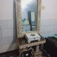 آینه و میز در حد نو