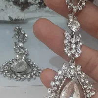 فروش یک عدد گوشواره رنگ ثابت