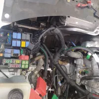 دنبال شاگردی در شغل باطریسازی»