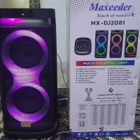 اسپیکر Maxeeder