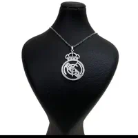 گردنبند فوتبالی