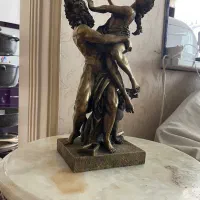 مجسمه برنزی زئوس
