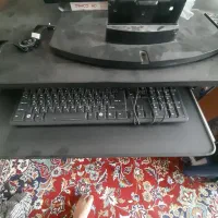 میز کامپیوتر