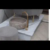 استند