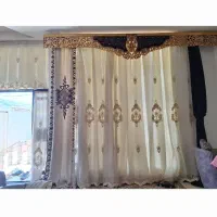 پرده سلطنتی