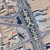 ۵۰۰ متر زمین میدان خامنه ای