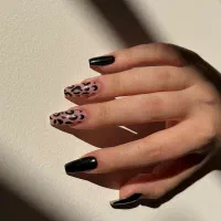 کاشت ناخن تخفیفات یلدایی