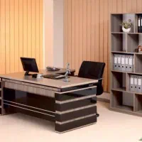 استخدام همکار خانم