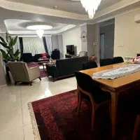 آپارتمان-صفاری-یک-170-متری-سه-خواب-طبقه-دم-اسانسور