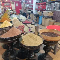 استخدام نیرو در عطاری