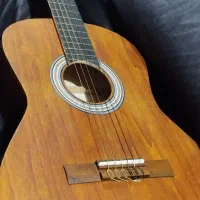 گیتار کلاسیک دست‌ساز خارجی