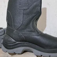 کفش ایمنی