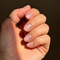 تعدادی ناخن کار حرفه ای نیازمندیم