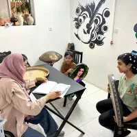 آموزش گیتار ، هنگدرام ، تنبک ، سنتور ، دف|خدمات آموزشی|مشهد, امیر المومنین|دیوار