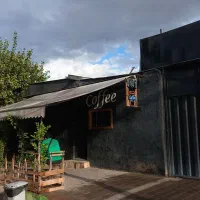 سایه بان برقی بازویی