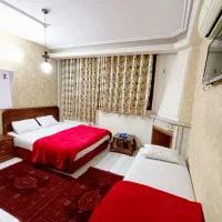 نیروی خدماتی، خانه دار، خانم