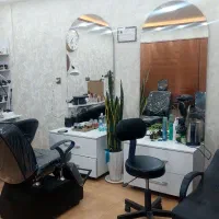اجاره سالن زیبایی ۳۰ متری با تمام تجهیزات|اجارهٔ دفتر کار، اتاق اداری، مطب|اصفهان, شهید رجایی|دیوار