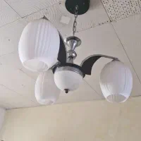 لوستر سه شاخه سفید کاملا سالم زیر قیمت|لوستر و چراغ آویز|بندرعباس, |دیوار