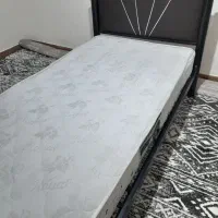 تخت خواب یک نفره